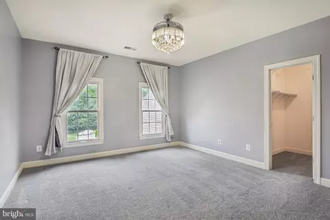 Bedroom - 27586 Paddock Trail Pl, Chantilly, VA 20152 photo 6 of 9