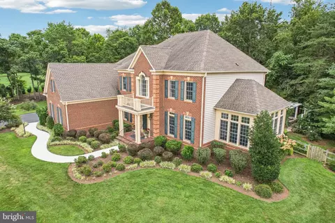 Exterior - 27586 Paddock Trail Pl, Chantilly, VA 20152 photo 15 of 18