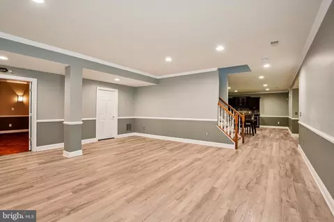 Living - 27586 Paddock Trail Pl, Chantilly, VA 20152 photo 12 of 14