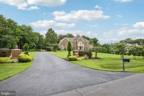 27586 Paddock Trail Pl, Chantilly, VA 20152