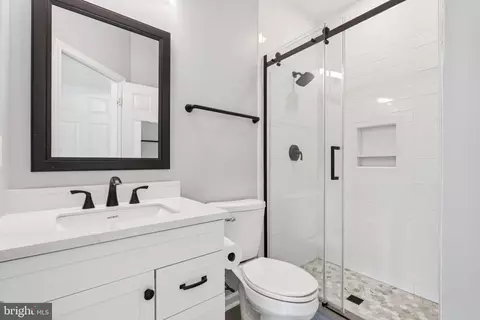 42762 Forest Crest Ct, Ashburn, VA 20148 photo 47