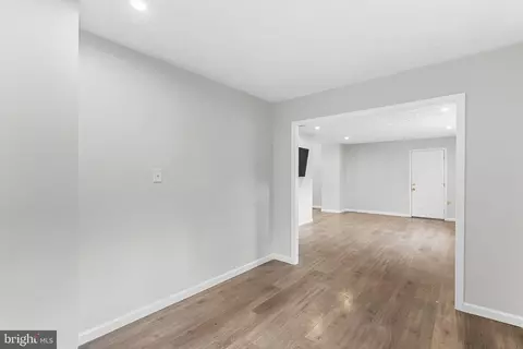 Entry Way - 21506 Shellhorn Rd, Ashburn, VA 20147 photo 1 of 3