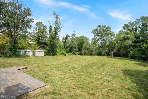 Exterior - 21506 Shellhorn Rd, Ashburn, VA 20147 photo 5 of 8