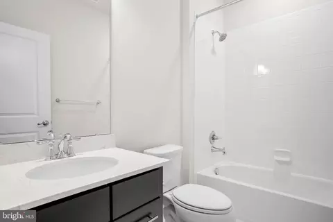 22275 Sims Ter, Ashburn, VA 20148 photo 21