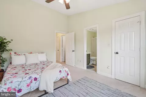 Bedroom - 21180 Hedgerow Ter, Ashburn, VA 20147 photo 2 of 6