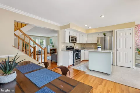 Kitchen - 21180 Hedgerow Ter, Ashburn, VA 20147 photo 1 of 4