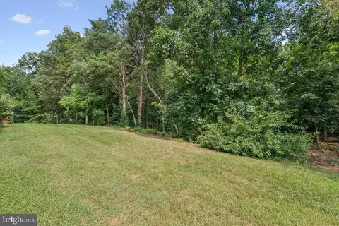 Exterior - 21180 Hedgerow Ter, Ashburn, VA 20147 photo 8 of 8