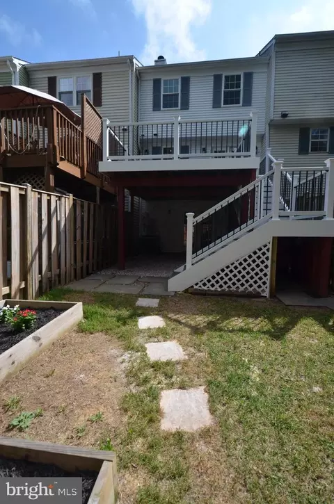 8 Bickel Ct, Sterling, VA 20165 photo 24