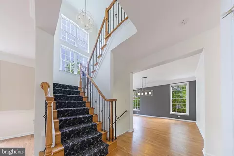 Entry Way - 21934 Windover Dr, Broadlands, VA 20148 photo 2 of 11