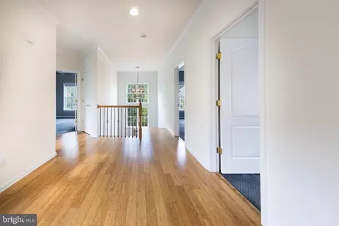 Entry Way - 21934 Windover Dr, Broadlands, VA 20148 photo 4 of 11