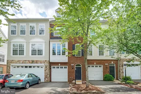 42576 Magellan Sq, Brambleton, VA 20148