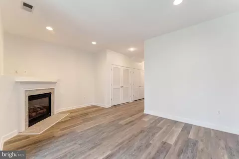 42576 Magellan Sq, Brambleton, VA 20148 photo 30