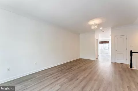 42576 Magellan Sq, Brambleton, VA 20148 photo 17