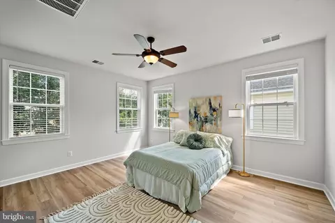42592 Olmsted Dr, Brambleton, VA 20148 photo 19