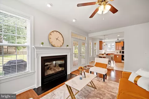 42592 Olmsted Dr, Brambleton, VA 20148 photo 17