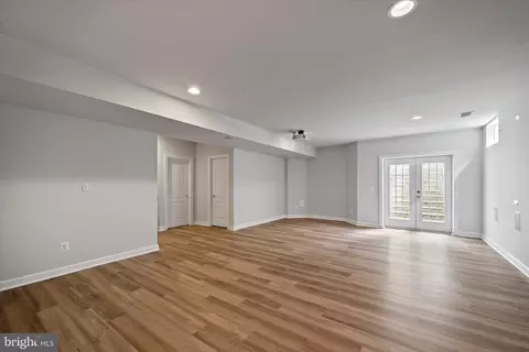 42592 Olmsted Dr, Brambleton, VA 20148 photo 37