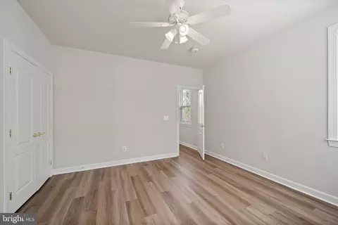 42592 Olmsted Dr, Brambleton, VA 20148 photo 33
