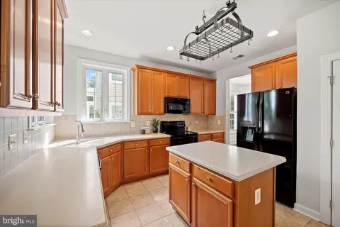 42592 Olmsted Dr, Brambleton, VA 20148 photo 13