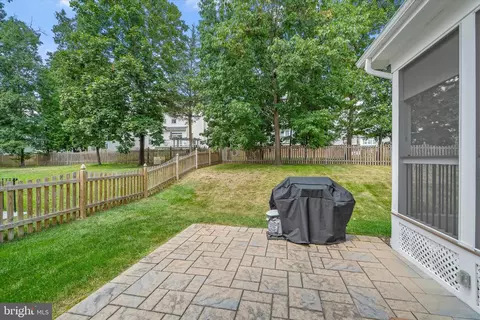 42592 Olmsted Dr, Brambleton, VA 20148 photo 40
