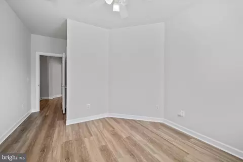 42592 Olmsted Dr, Brambleton, VA 20148 photo 27