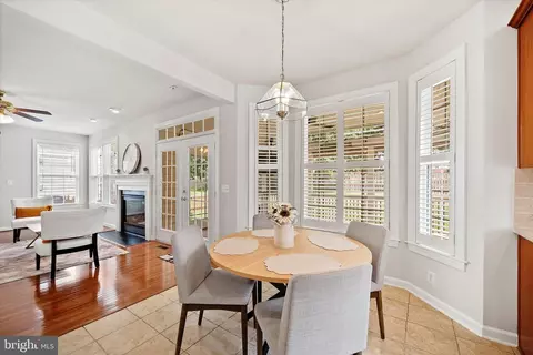 42592 Olmsted Dr, Brambleton, VA 20148 photo 15