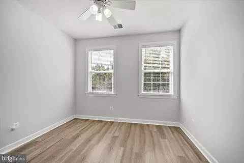 42592 Olmsted Dr, Brambleton, VA 20148 photo 26