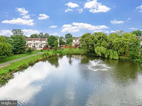 View/Area - 21232 Hedgerow Ter, Ashburn, VA 20147 photo 1 of 4