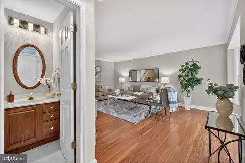 Entry Way - 21232 Hedgerow Ter, Ashburn, VA 20147 photo 1 of 10