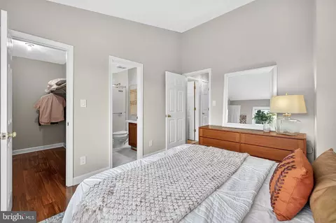 Bedroom - 21232 Hedgerow Ter, Ashburn, VA 20147 photo 1 of 8