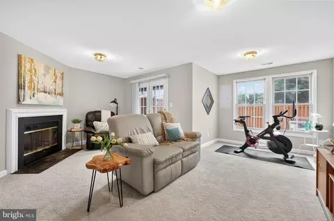 Living - 21232 Hedgerow Ter, Ashburn, VA 20147 photo 1 of 1