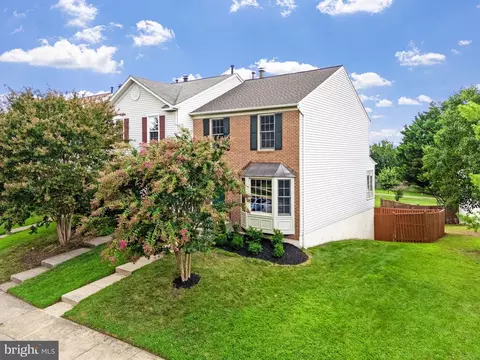 Exterior - 21232 Hedgerow Ter, Ashburn, VA 20147 photo 6 of 15