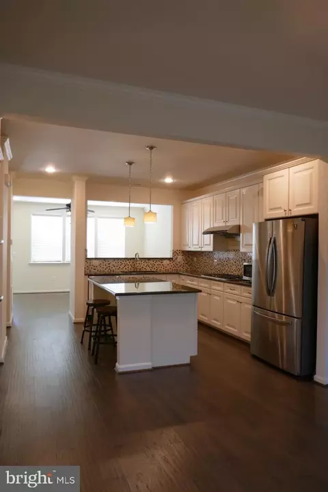 44132 Puma Sq, Chantilly, VA 20152 photo 8