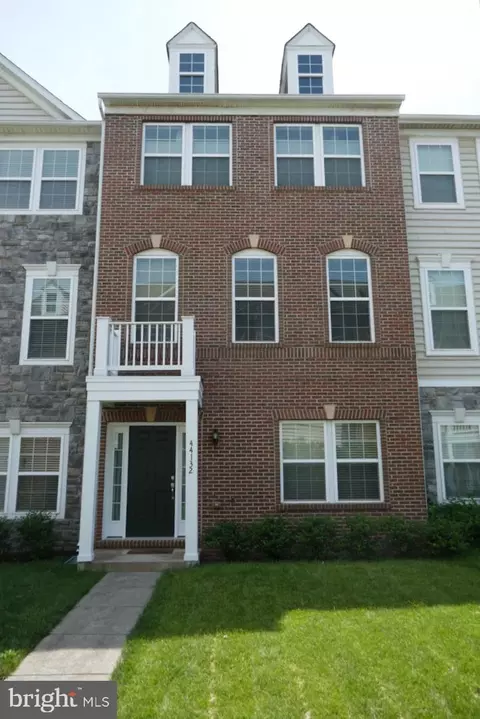 44132 Puma Sq, Chantilly, VA 20152