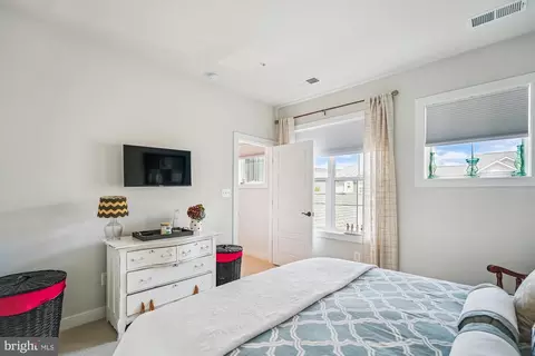 42751 Cushing Ter, Ashburn, VA 20148 photo 19