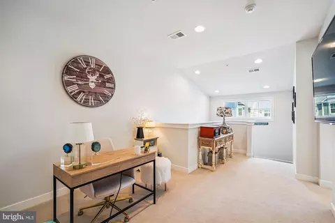42751 Cushing Ter, Ashburn, VA 20148 photo 20