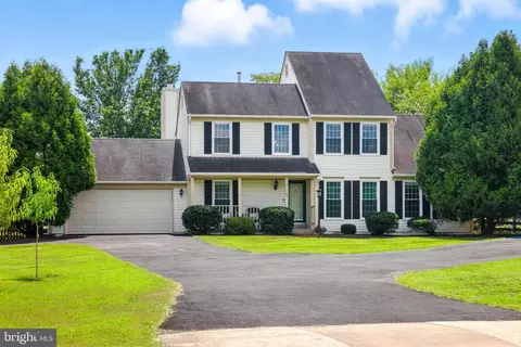 21165 Hayshire Ct, Ashburn, VA 20147