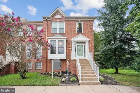 20356 Marguritte Sq, Sterling, VA 20165