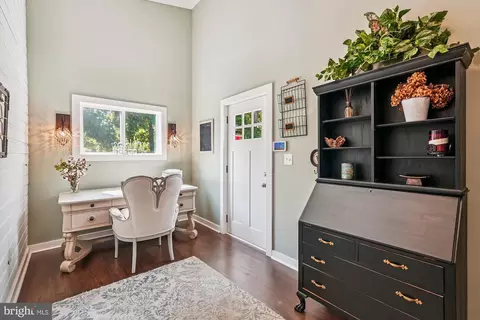 Other - 20857 Ashburn Rd, Ashburn, VA 20147 photo 6 of 17
