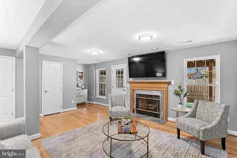 20357 Briarcliff Ter, Sterling, VA 20165 photo 31