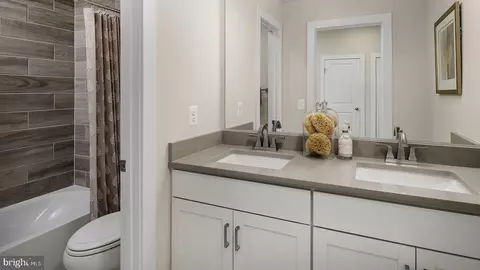 Entry Way - 45197 Drowes Ter, Sterling, VA 20166 photo 3 of 3