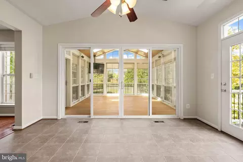Exterior - 22197 Windy Pine Ct, Broadlands, VA 20148 photo 4 of 10