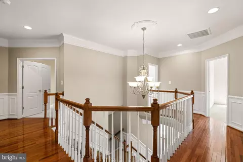 Entry Way - 22197 Windy Pine Ct, Broadlands, VA 20148 photo 4 of 6
