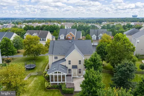 View/Area - 22197 Windy Pine Ct, Broadlands, VA 20148 photo 2 of 8