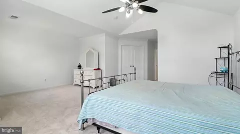 Bedroom - 43080 Addlestone Pl, Ashburn, VA 20148 photo 2 of 7