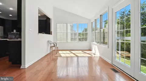 Entry Way - 43080 Addlestone Pl, Ashburn, VA 20148 photo 25 of 36
