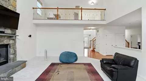Living - 43080 Addlestone Pl, Ashburn, VA 20148 photo 3 of 3