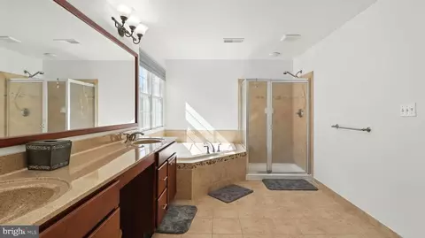 Entry Way - 43080 Addlestone Pl, Ashburn, VA 20148 photo 31 of 36