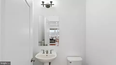 Entry Way - 43080 Addlestone Pl, Ashburn, VA 20148 photo 18 of 36