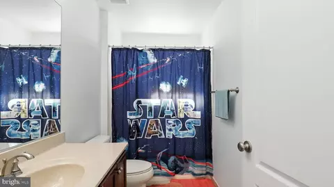 Entry Way - 43080 Addlestone Pl, Ashburn, VA 20148 photo 33 of 36