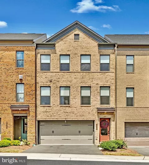 42364 Zenith Ter, Ashburn, VA 20148